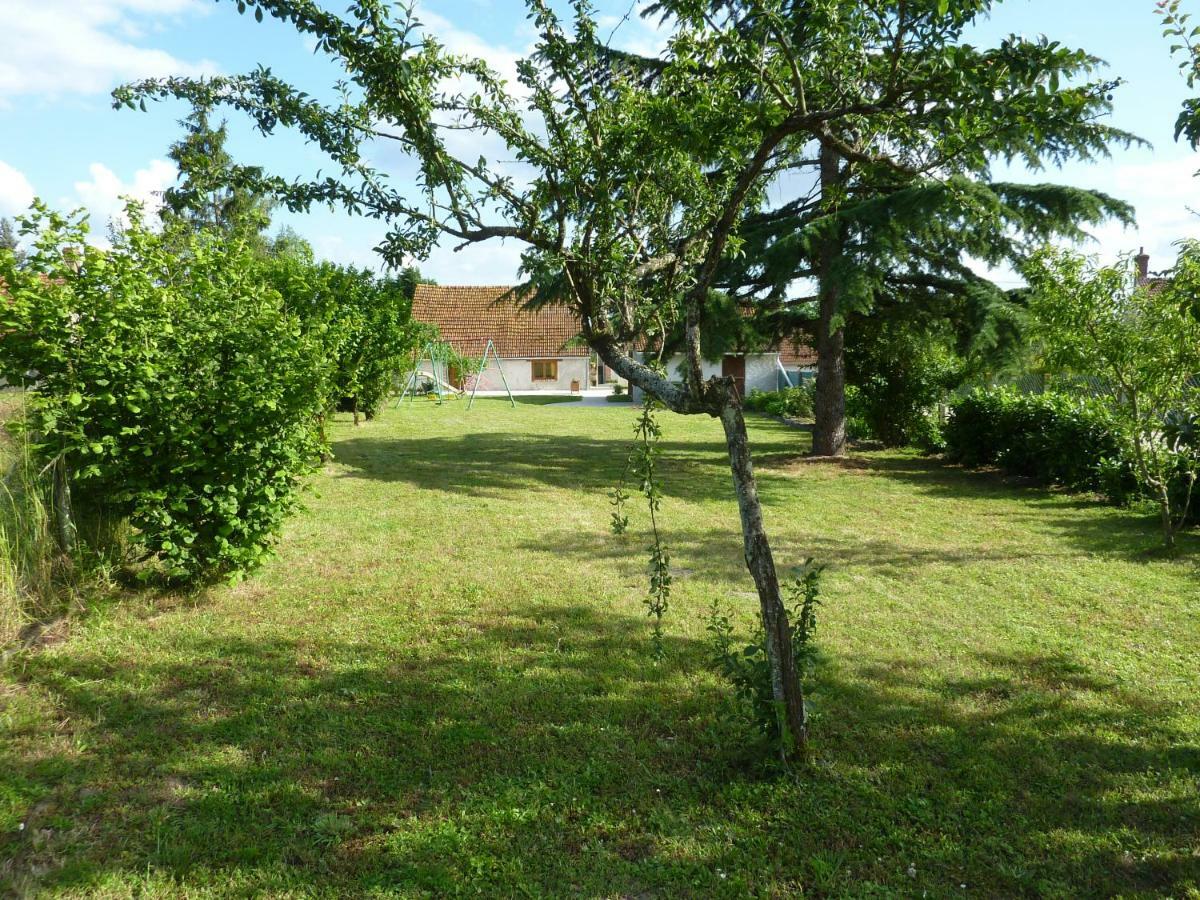 Gite De Sologne "Les Galoches" Dhuizon Buitenkant foto